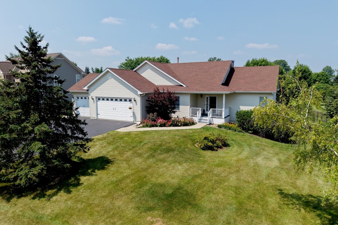 House in Johnsburg, Illinois, United States 1 - 18483593