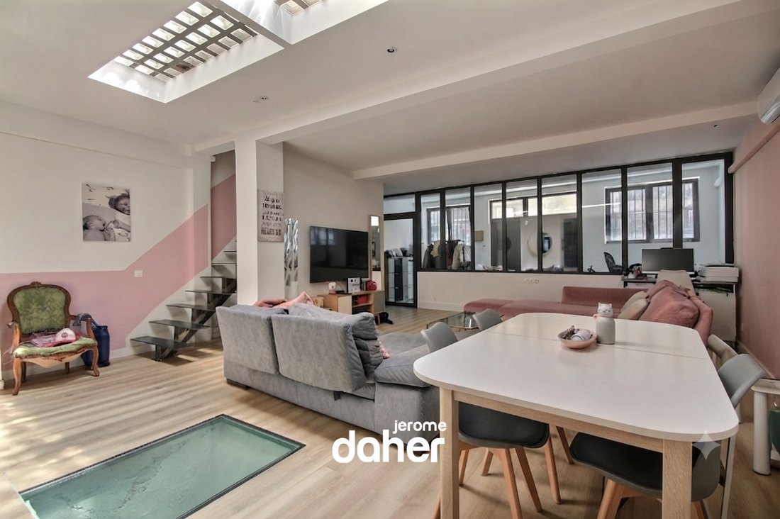 Apartment in Baille, 5e Arrondissement, Marseille 1 - 18483680