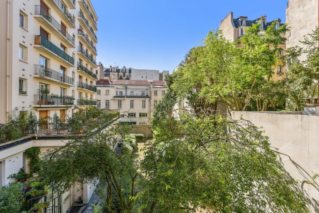 Apartment in Auteuil Nord, Paris 16e Arrondissement, Paris 5 - 18486999