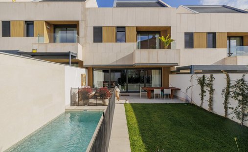 Villa in Pozuelo de Alarcon, Comunidad de Madrid, Spain 1