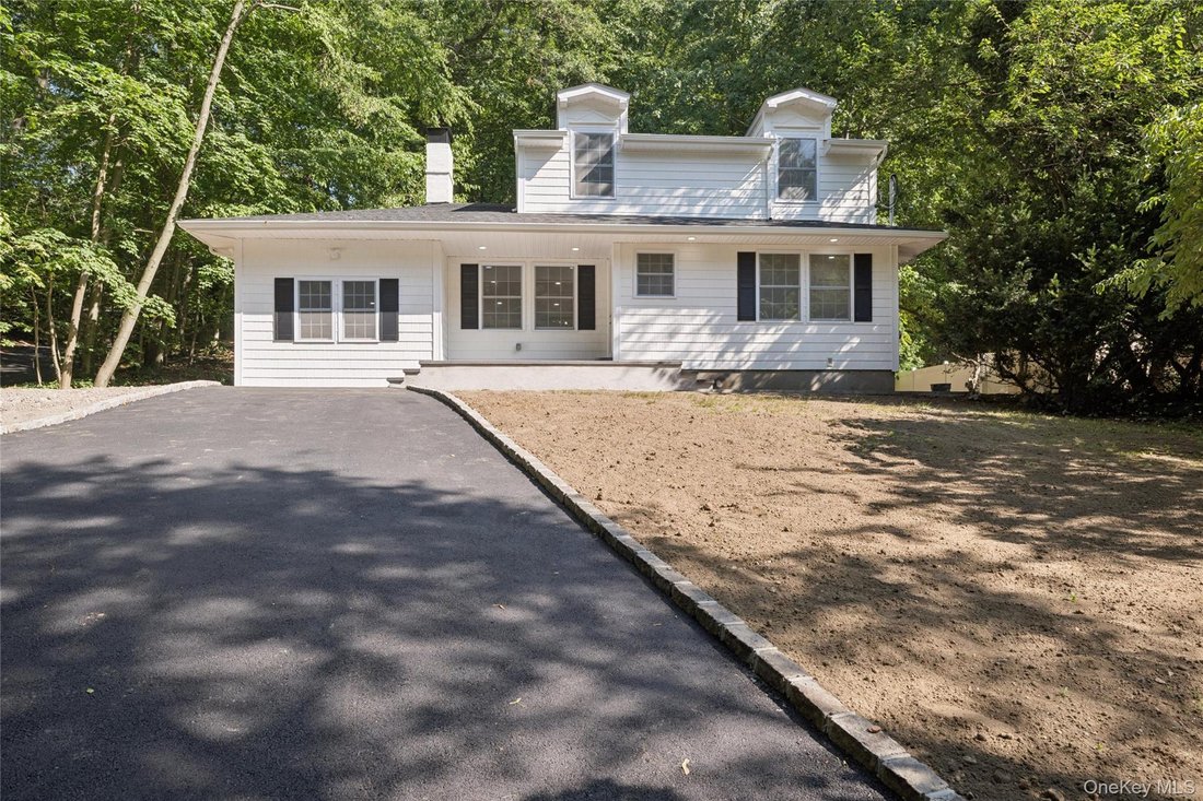 House in Halesite, New York, United States 3 - 18486709
