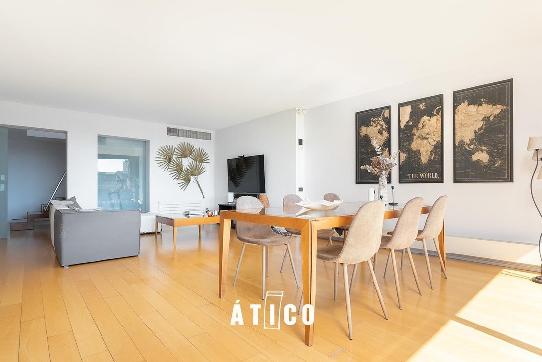 Penthouse in Sarrià-Sant Gervasi, Barcelona, Spain 5 - 18485887