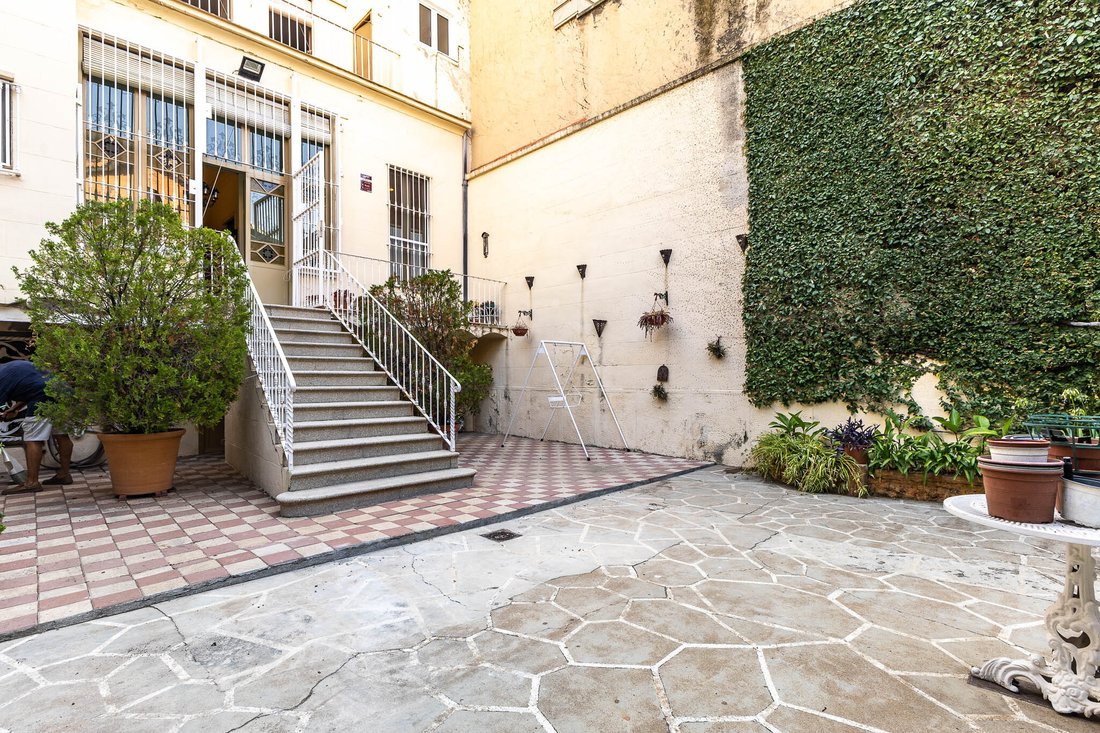 Townhouse in Districte 1, Badalona, Spain 5 - 15798743