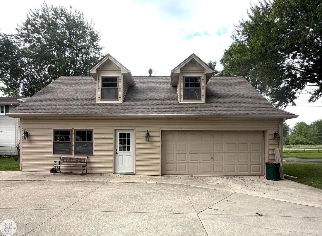 House in Marine City, Michigan, United States 2 - 18482998