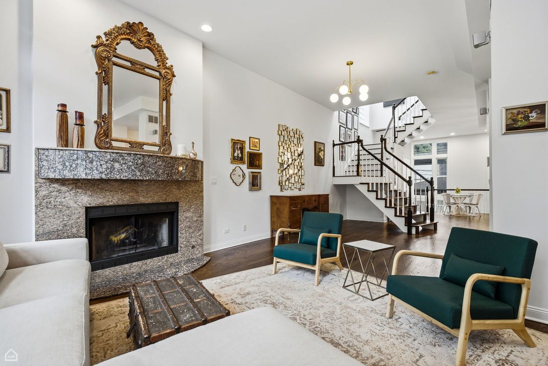 House in Chicago, Illinois, United States 5 - 18486042