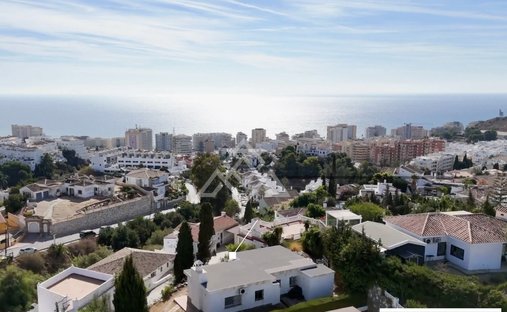 Villa in Fuengirola, Andalusia, Spain 1