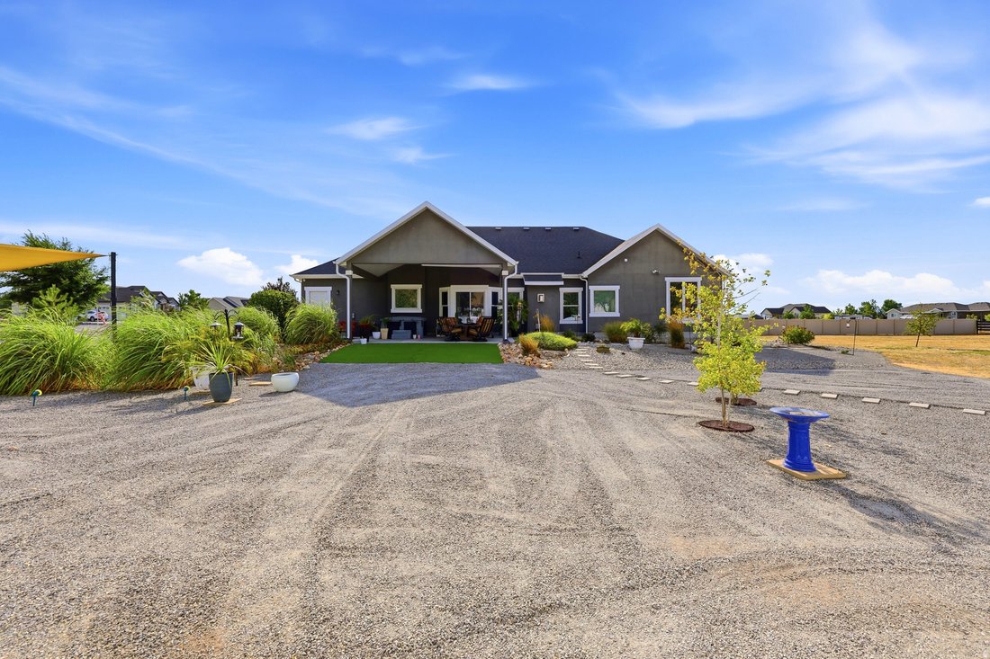 House in Erda, Utah, United States 4 - 18485807