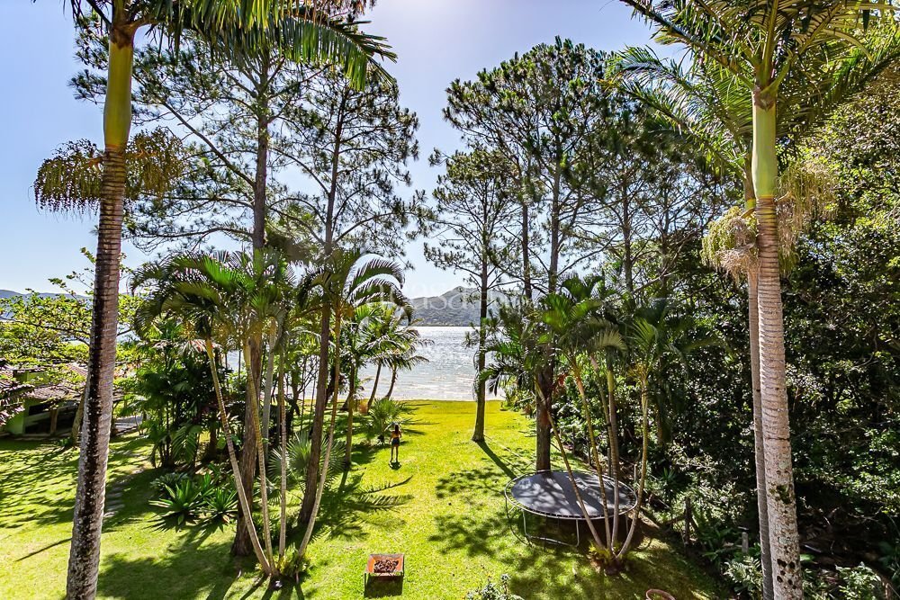 House in Florianópolis, State of Santa Catarina, Brazil 1 - 18486813