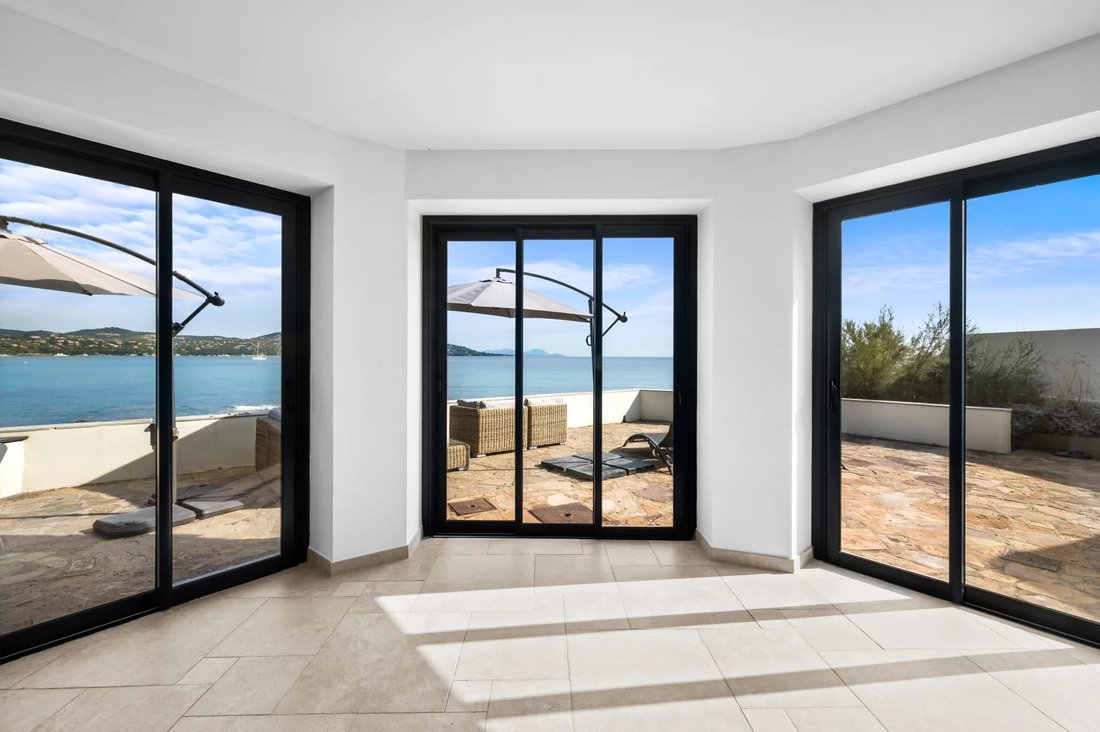 Villa in Nartelle-Noyer-Bellevue-bd des Sardinaux, Sainte-Maxime, France 5 - 16898187