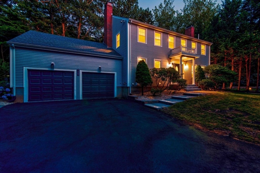 House in Milton, Massachusetts, United States 3 - 18483402