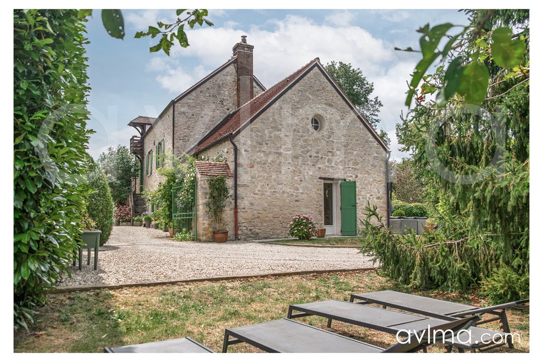 House in Thiverval-Grignon, Ile-de-France, France 2 - 18483491