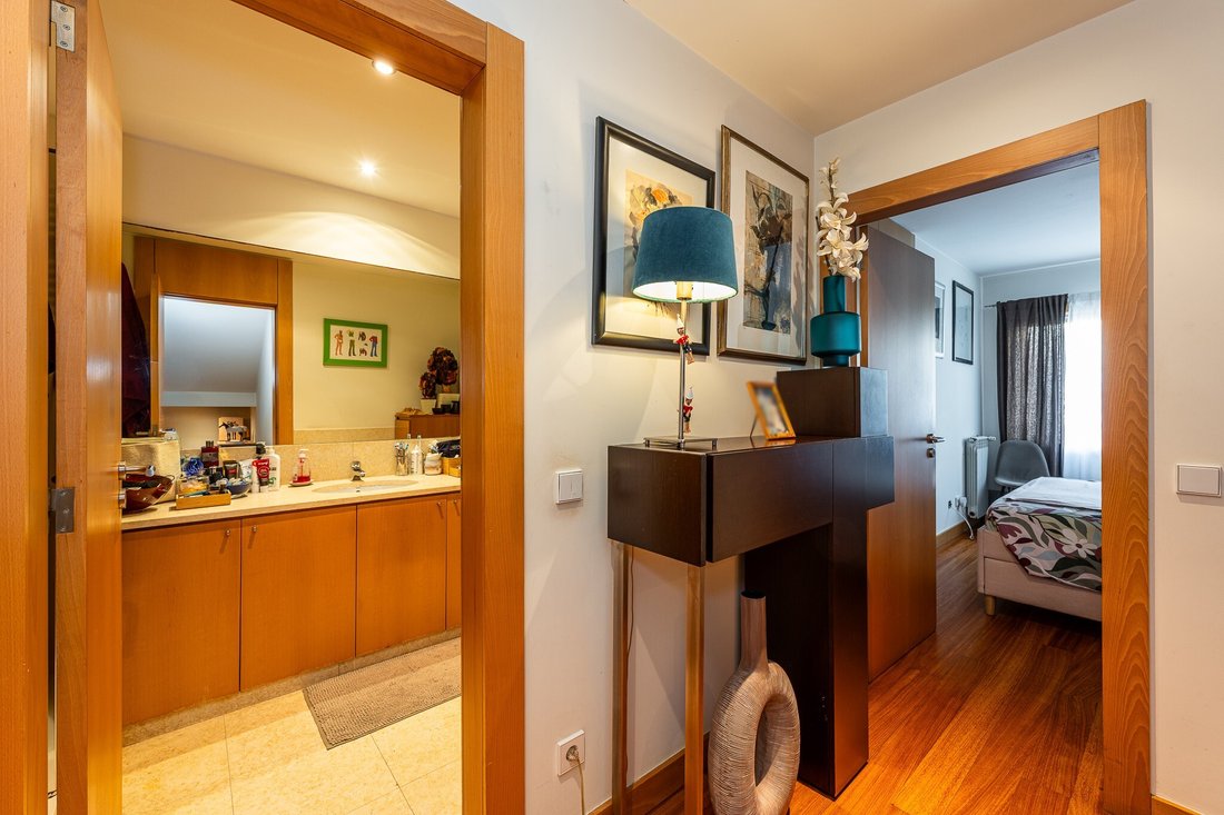 Apartment in Lordelo do Ouro e Massarelos, Porto District, Portugal 4 - 18486937