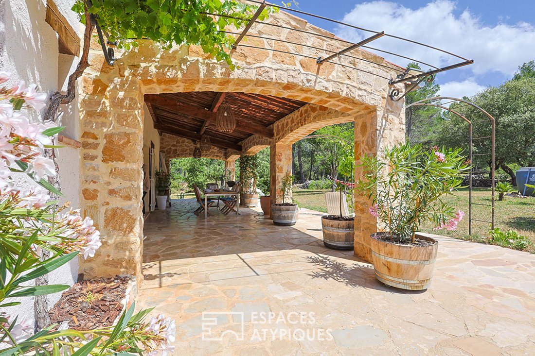 Villa in Aups, Provence-Alpes-Côte d'Azur, France 1 - 18487010