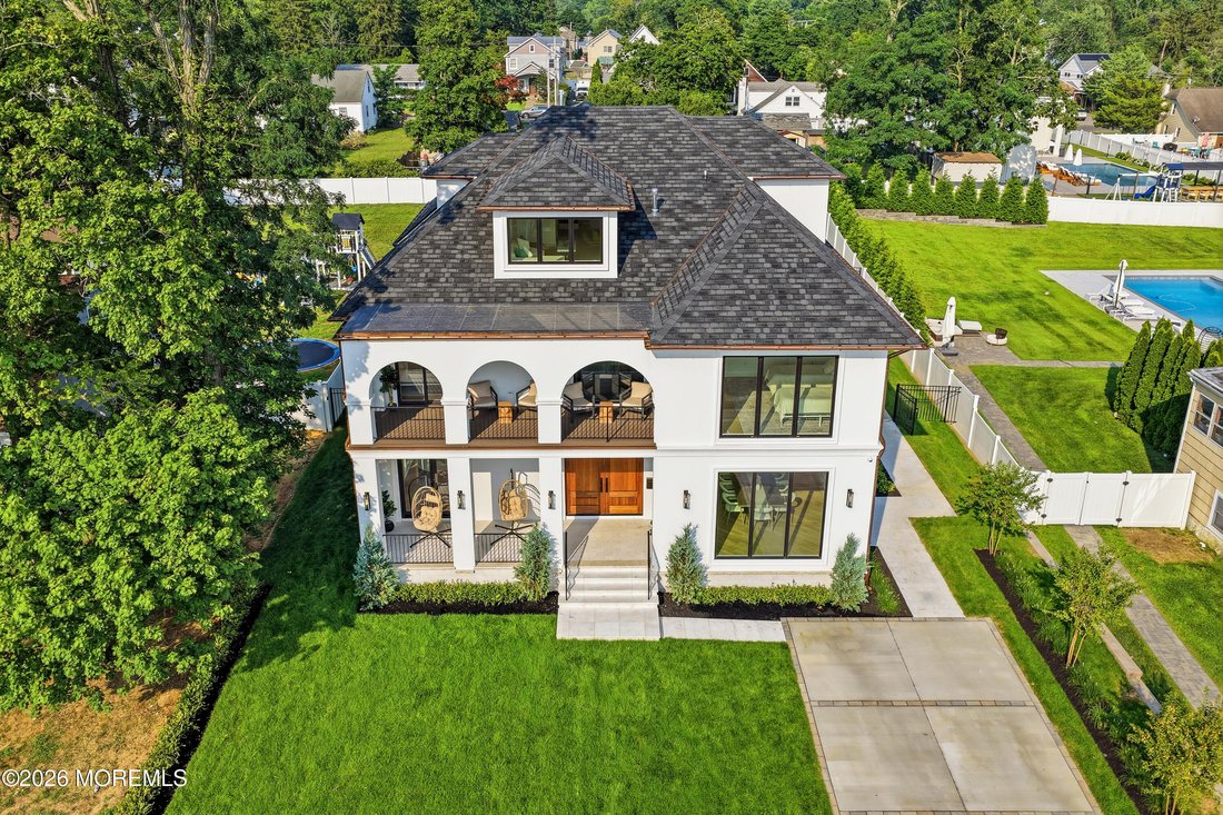 House in Oakhurst, New Jersey, United States 5 - 18482921