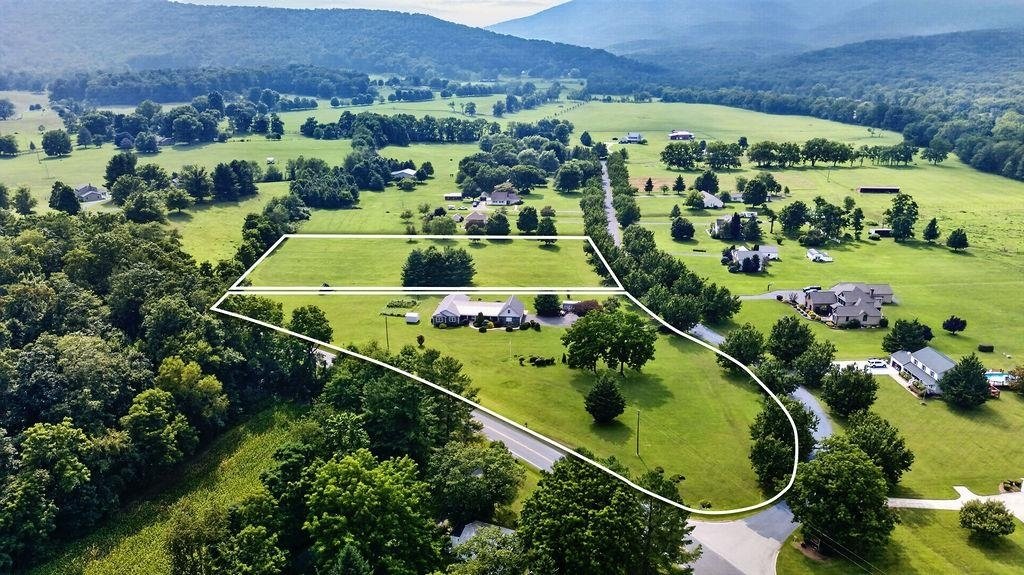 House in Swoope, Virginia, United States 2 - 18485419