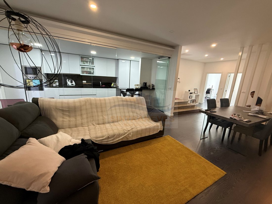 Apartment in Ramada e Canecas, Lisbon, Portugal 3 - 18486895
