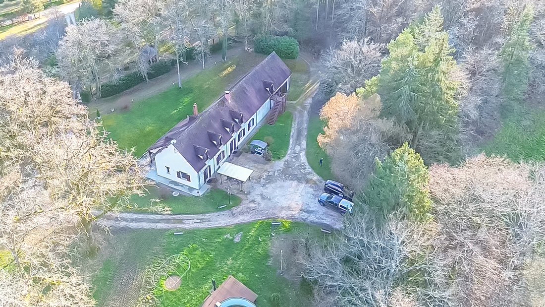 Villa in Neuvy-sur-Barangeon, Centre-Val de Loire, France 2 - 18405898