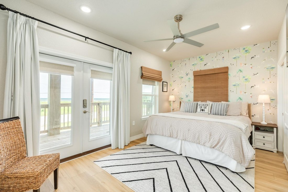 House in Freeport, Texas, United States 4 - 18486264