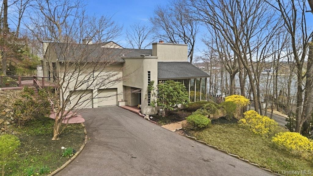 House in Centerport, New York, United States 1 - 18485511