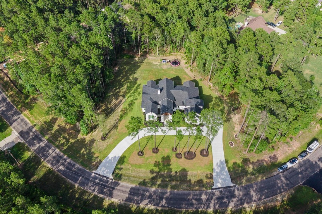 House in Huntsville, Texas, United States 2 - 18483707