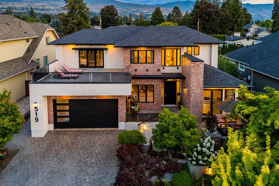 House in Kelowna, British Columbia, Canada 2 - 18486611