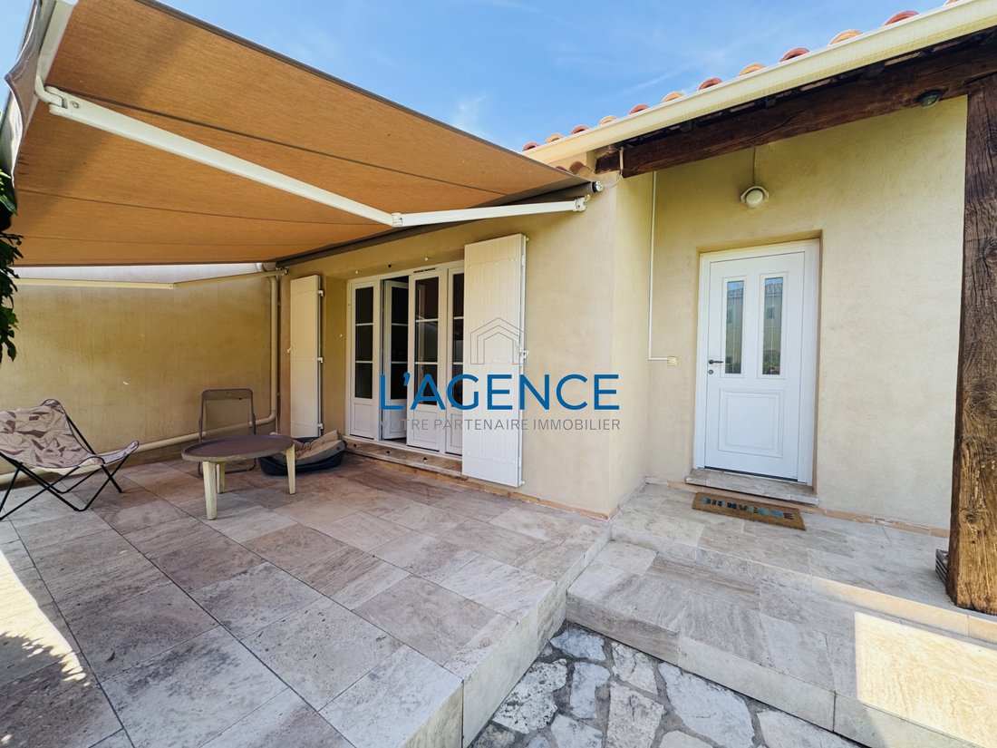 House in Hyeres, Provence-Alpes-Côte d'Azur, France 3 - 18483679