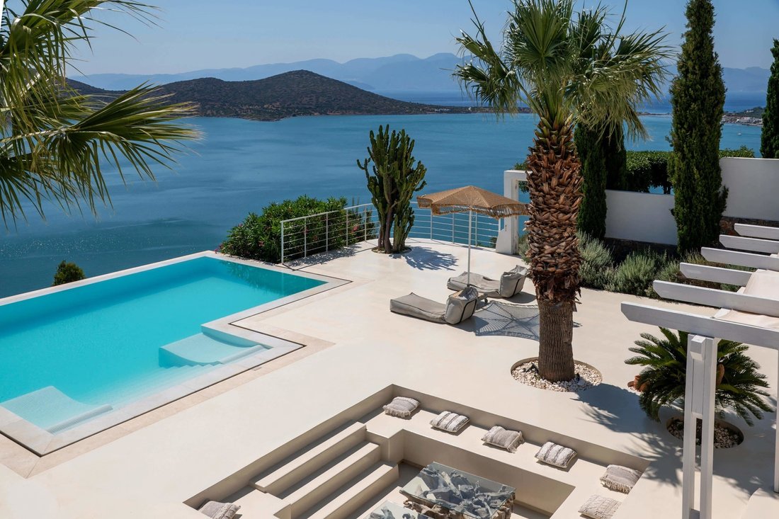 Villa in Community of Elounta, Agios Nikolaos Municipal Unit, Greece 5 - 18483796