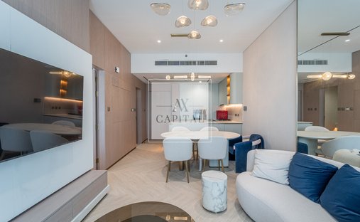 Apartment in Umm Suqeim, Dubai, United Arab Emirates 1