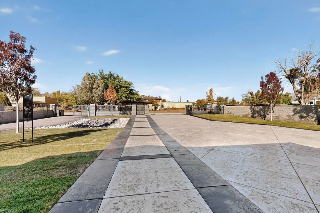 House in Los Ranchos de Albuquerque, New Mexico, United States 2 - 18485556