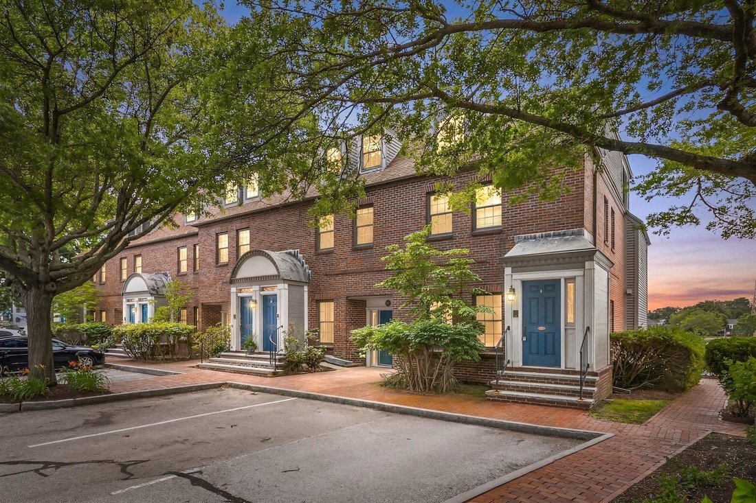 Condo in Portsmouth, New Hampshire, United States 5 - 18031719