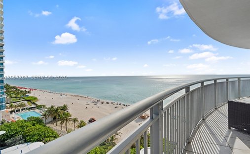 Condo in Golden Beach, Florida, United States 1