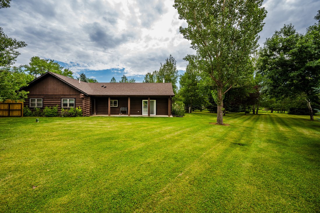 House in Clearmont, Wyoming, United States 4 - 18484411