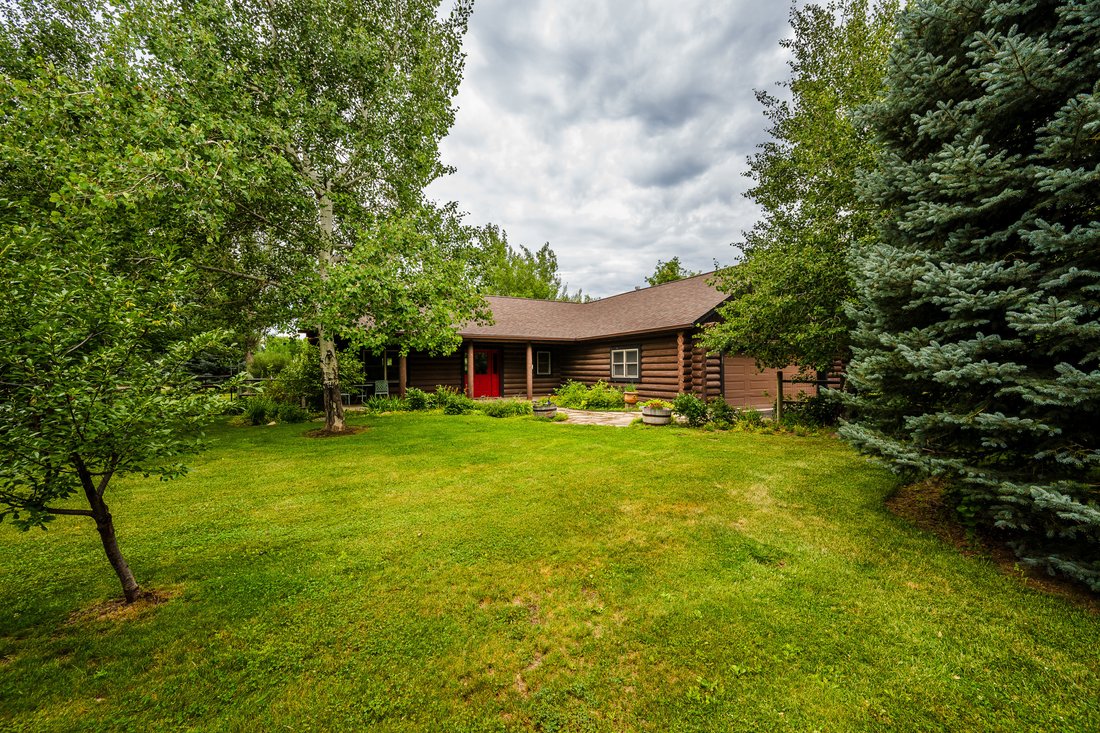 House in Clearmont, Wyoming, United States 2 - 18484411
