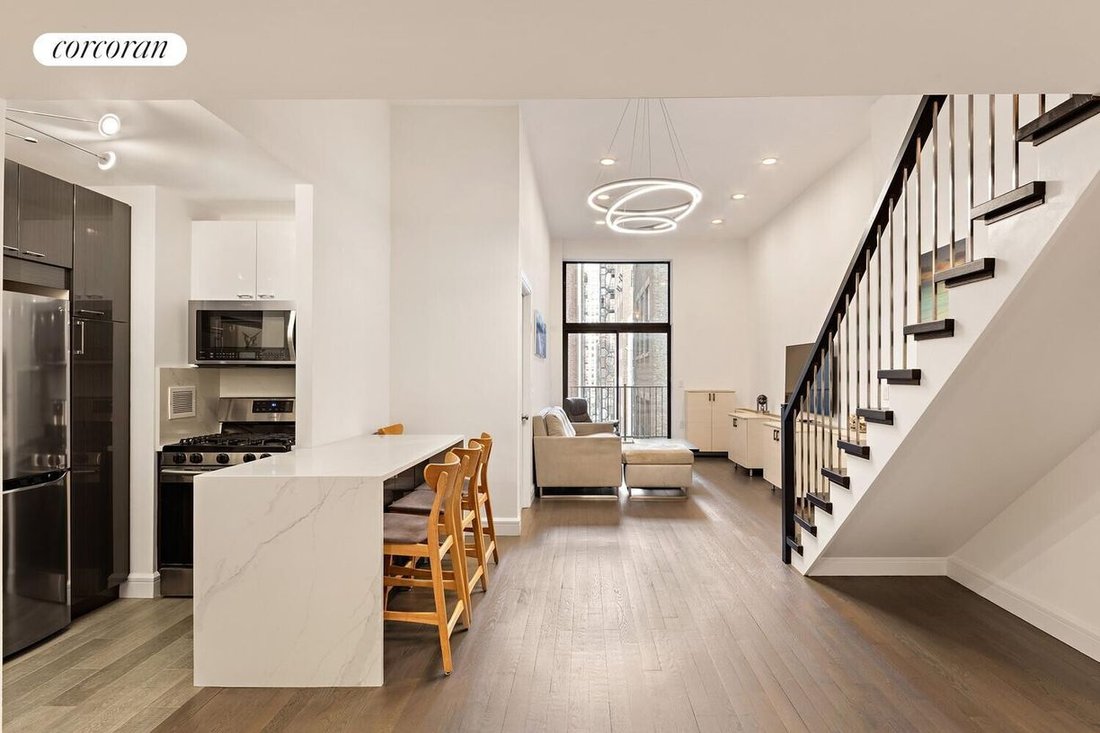 Co Op in New York, New York, United States 4 - 17943343
