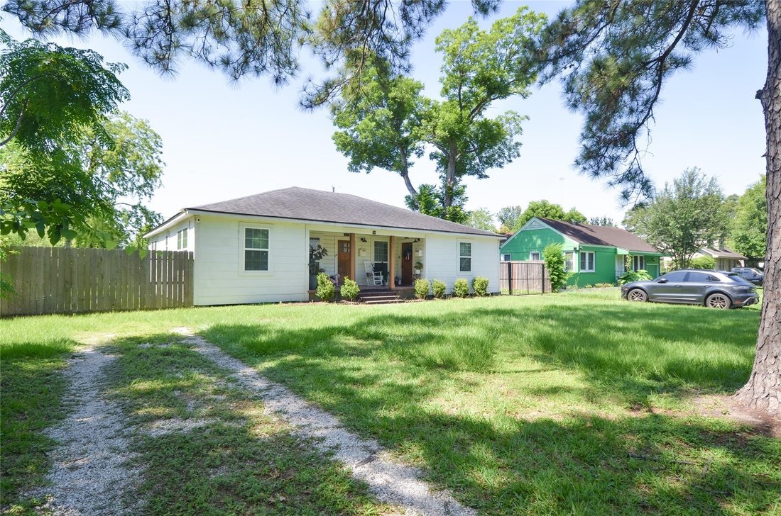 Houston, Texas, United States 2 - 18486272