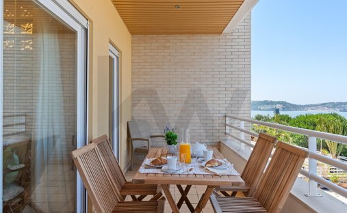 Apartment in Alges, Linda-a-Velha e Cruz Quebrada-Dafundo, Lisbon, Portugal 1