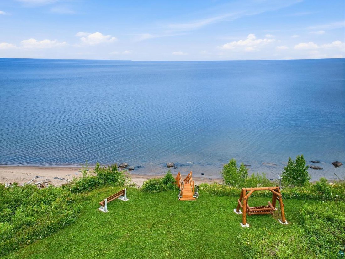 House in Port Wing, Wisconsin, United States 2 - 18483084