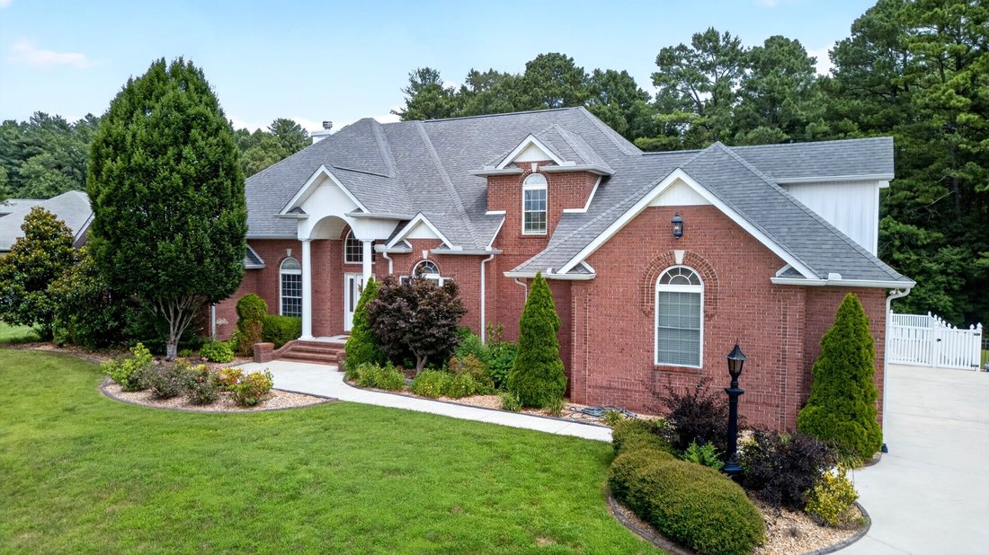 House in Tullahoma, Tennessee, United States 4 - 18486544