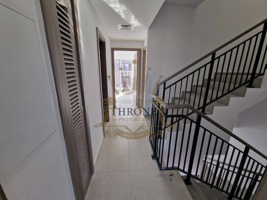 Townhouse in Damac Hills 2, Dubai, United Arab Emirates 3 - 18482966