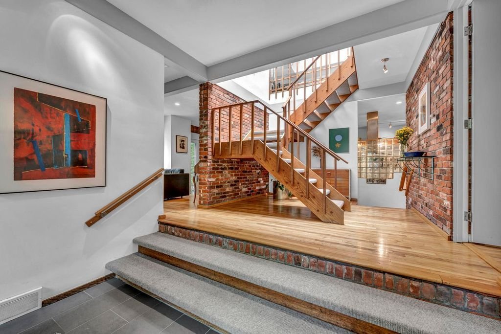 House in Pittsburgh, Pennsylvania, United States 4 - 18487634