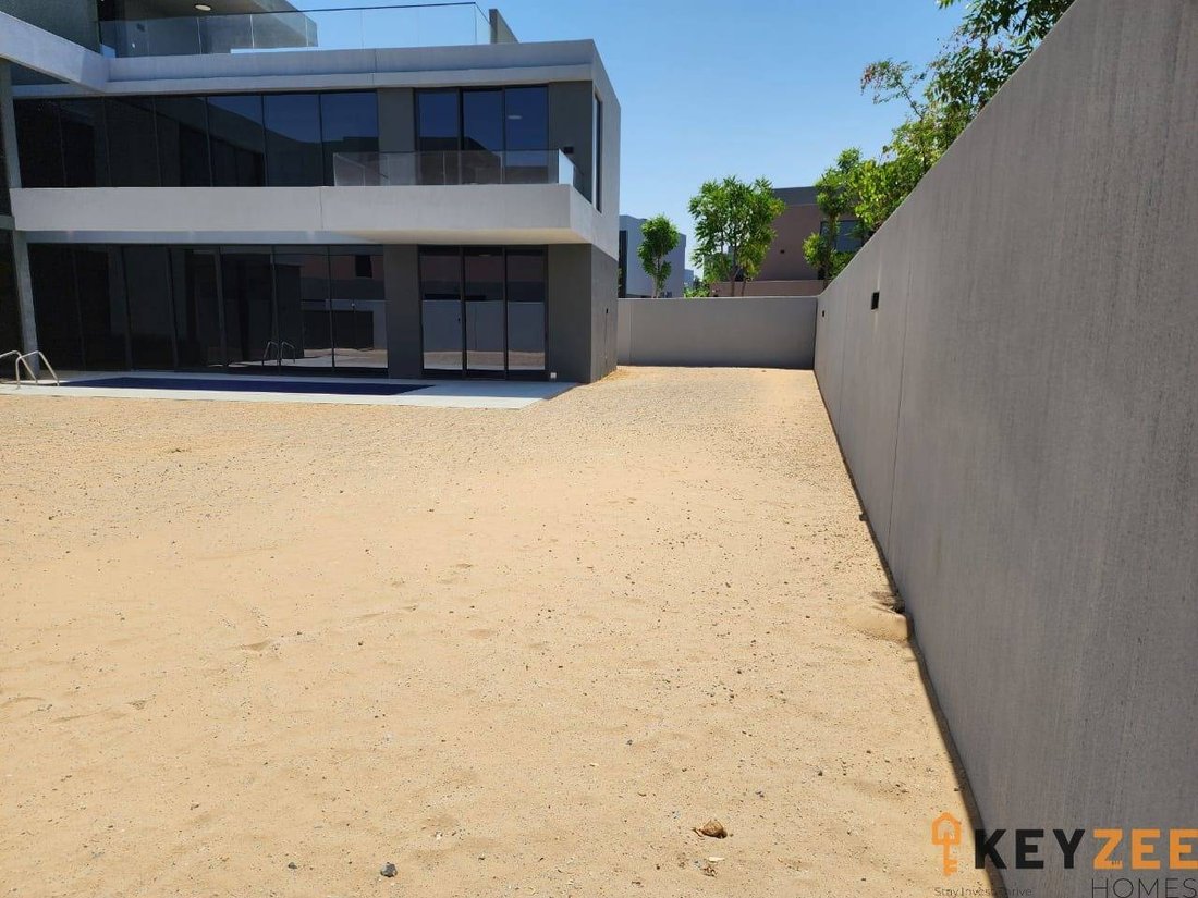 Townhouse in Al Ruwaidat Suburb, Sharjah Emirate, United Arab Emirates 5 - 18488206
