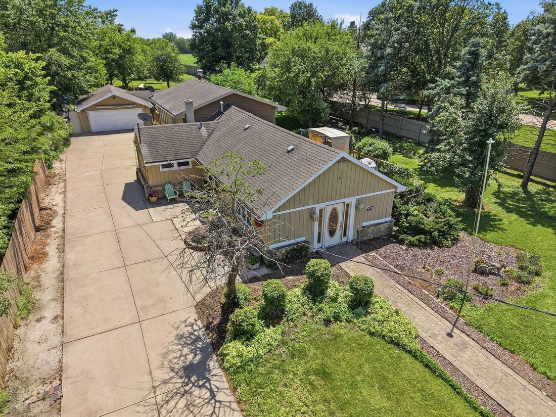 House in Elwood, Illinois, United States 2 - 18486065