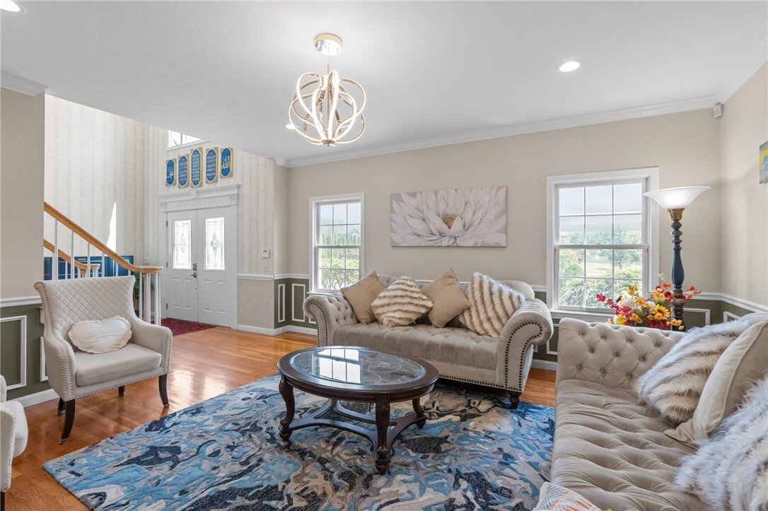 House in Lincoln, Rhode Island, United States 5 - 18483364