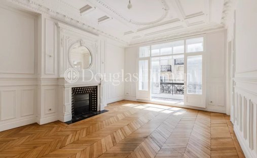 Apartment in Triangle d'Or, Paris 8e Arrondissement, Paris 1