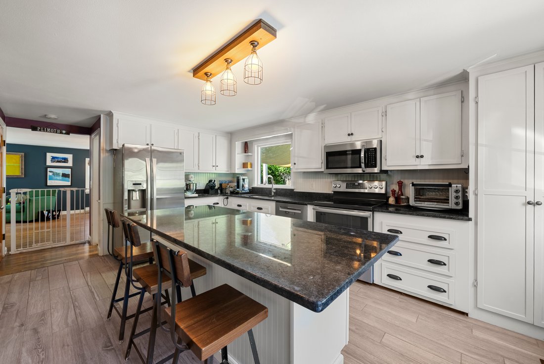 House in Kingston, Massachusetts, United States 4 - 18484015