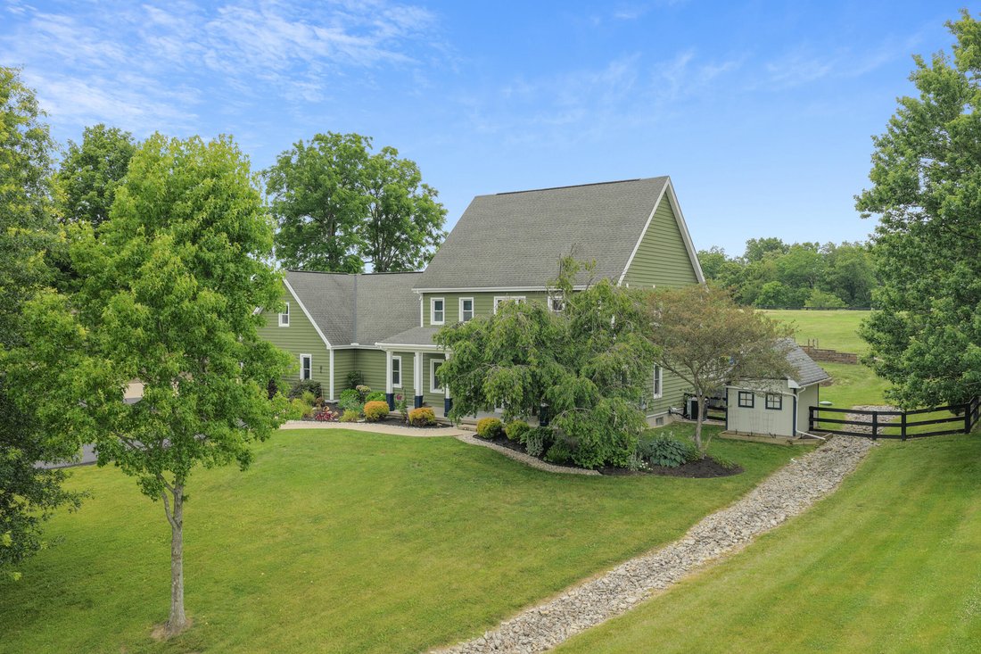House in Walton, Kentucky, United States 2 - 18483357