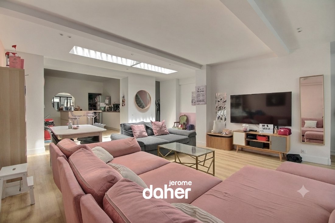 Apartment in Baille, 5e Arrondissement, Marseille 3 - 18483680