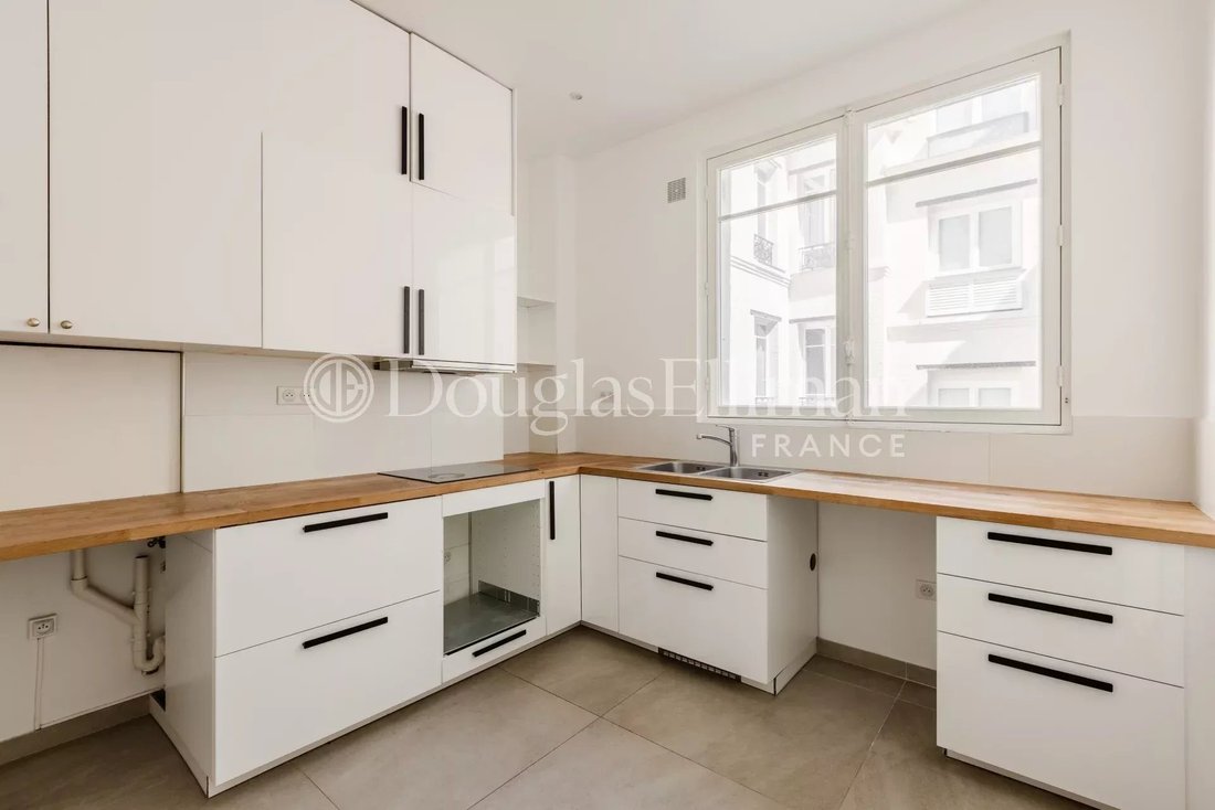 Apartment in Triangle d'Or, Paris 8e Arrondissement, Paris 4 - 18488091