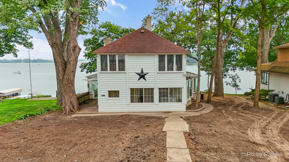 House in Johnsburg, Illinois, United States 4 - 18440336