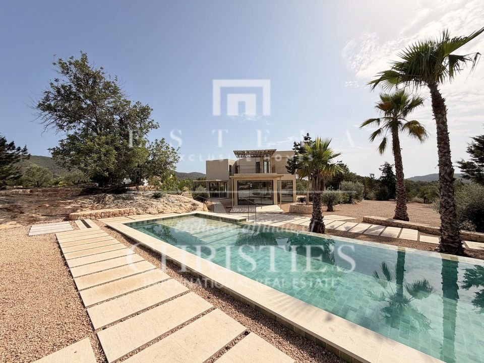 Villa in Santa Eularia des Riu, Balearic Islands, Spain 1 - 18487862